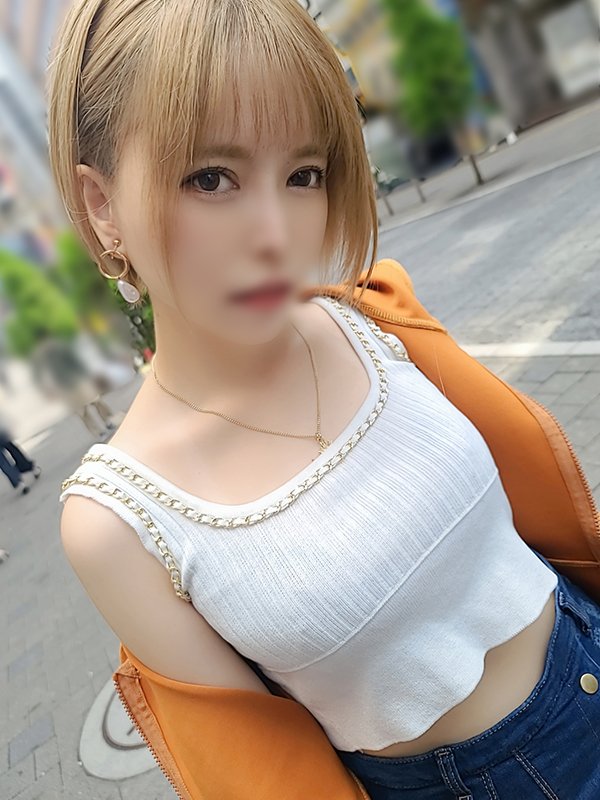 FC2PPV 3096028 ※数量限定※【即シコ案件】ちょろすぎるネイリスト・かなちゃん23歳 不倫ハメ撮り トイレでフェラ抜き→興奮しすぎて黙って中出し [有]