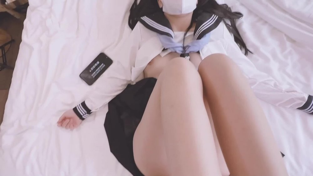 果冻传媒QQOG-004把妹妹套路上床干-小敏儿