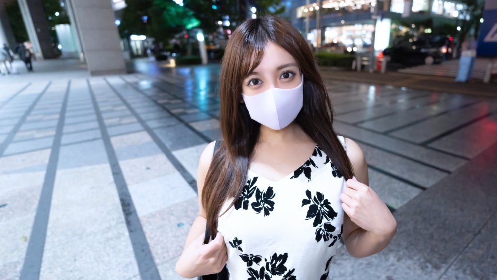 FC2PPV 3112206 初撮影！！個数限定【無修正】シネマ画風！自慰行為で自身を慰める日々を過ごす過酷な医療現場で働く淫乱看護師・・・普段発散できない溜まりに溜まった性欲を解放させ2回生中出し！！