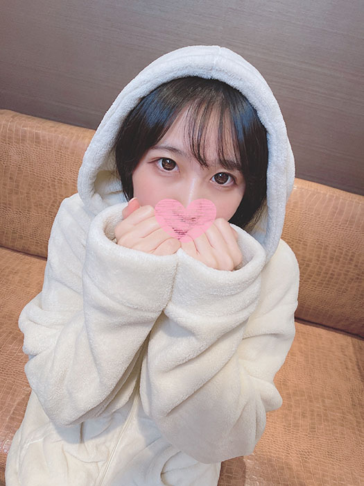 FC2 PPV 3127417 一週間限定3480→2480【初出し】アイドルの知られざる姿を激写しました。 FC2-PPV-3127417