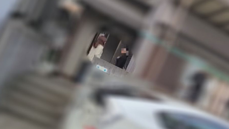 FC2 PPV 3133512 【個人】ママ友との団欒を奪い、スレンダーな人妻の自宅に訪問。ママ友に見られ。。。 FC2-PPV-3133512