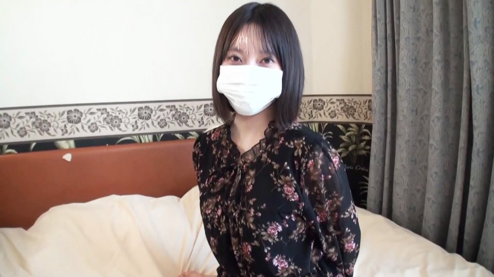 FC2 PPV 3134967 【無修正】【地味系】近所に住んでいる冴えない彼女。地味な格好に隠れた穢れの無い美乳と色白の柔肌。分厚い肉壁マンコに挟まれてドロドロのザーメン大量中出し。 FC2-PPV-3134967