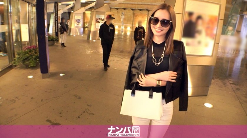 200GANA-2377 マジ軟派、初撮。 1548 麻布で見つけた美人ラウンジ嬢！！パトロンおじさまへのご奉仕で培った凄テクの数々を披露！！Hカップのおっぱいを揺らしてグイングインと腰振り絶頂を繰り返す！