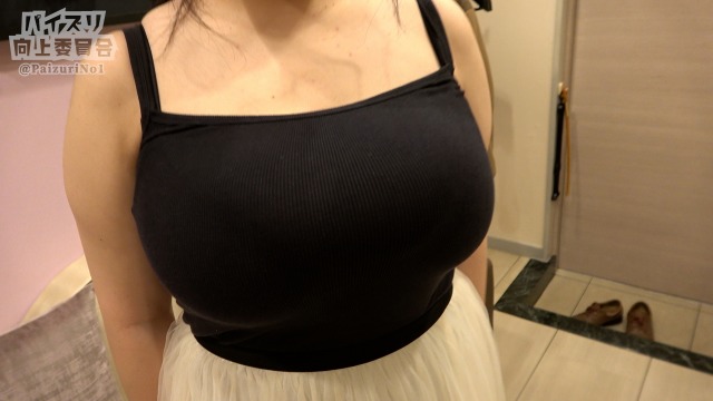 FC2 PPV 3189177 ※限定【パイズリ挟射】卒業後に即撮影したLcup18歳の超逸材！圧倒的な長乳ポテンシャルで挟みこむパイズリ挟射と授乳手コキ！ FC2-PPV-3189177