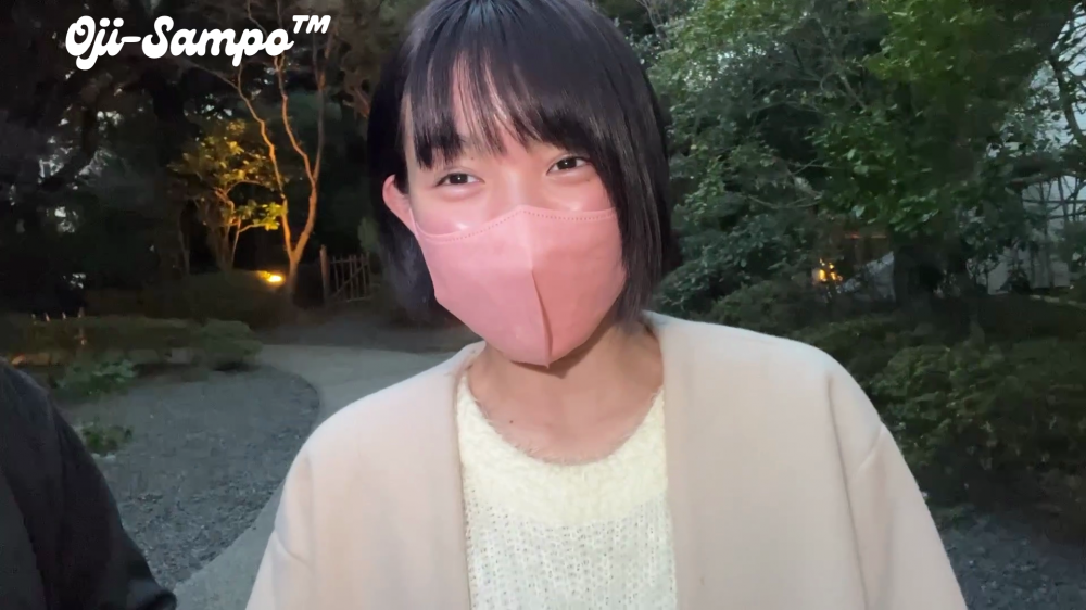 FC2 PPV 3193270 【無修正】初撮り！！１８歳合法J◯まりこちゃん♡ガリ細露理な体におじさん興奮して大量中出し&amp;口内発射！！ FC2-PPV-3193270