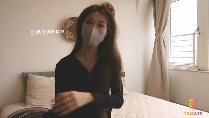 MD188極品黑絲機車車媛蜜穴獎勵車友