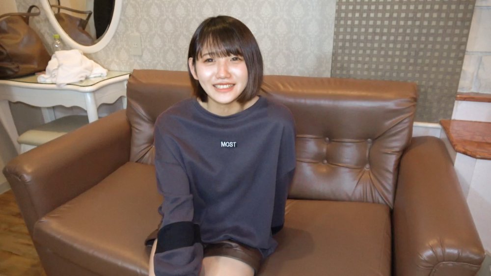 FC2 PPV 3283757 【無修正・完全顔出し】GWに出す予定でしたとっておきの子です！！恥じらいのある姿が堪らないスレンダー美〇女に大量中出し調教sex!!!　××員さんですので、ある程度すれば対策しますのでご了承ください！ FC2-PPV-3283757