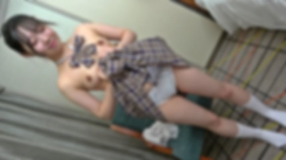 FC2 PPV 3321801 ぷりっぷりな美巨尻の10代学生。色白で桃尻のほんわか系のイモっ娘が敏感すぎて思わず暴発射精！まさかの中出し3連続発射。 FC2-PPV-3321801