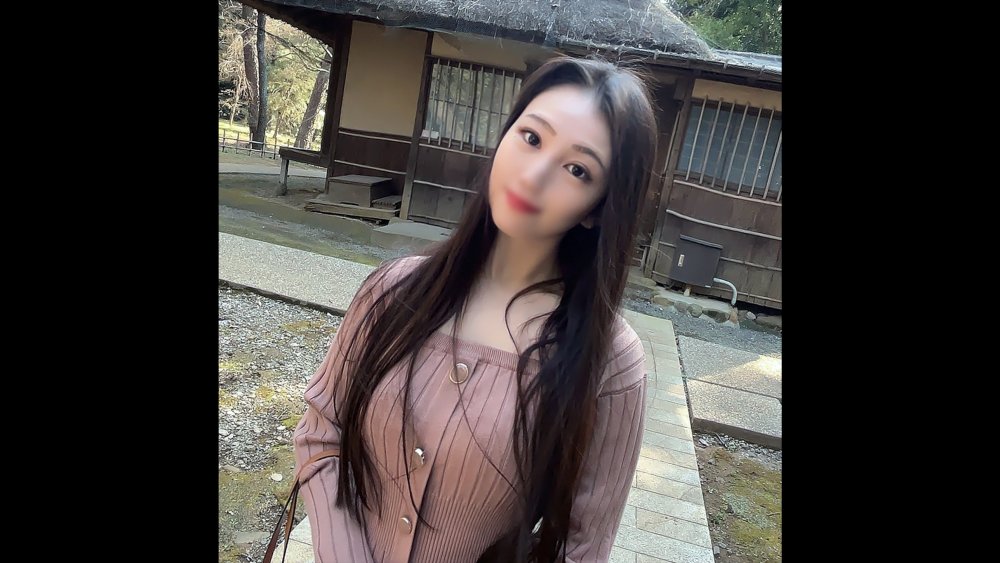 FC2 PPV 3340997 初撮影・顔出し！！3日間限定1980pt！！大手旅行会社で働く積極的で好奇心旺盛な美人オフィスレディと公園で・・・普段満たす事の出来ない高まる性欲を爆発させ2回連続生中出し！！ FC2-PPV-3340997