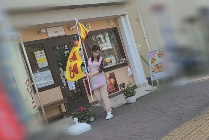 FC2 PPV 3351504 ※限定特典2【個人】大洪水オーナーの苦渋の決断。2本の他人棒で掻き乱し膣奥に連続中出し。孕み確定で経営難脱出か。 FC2-PPV-3351504