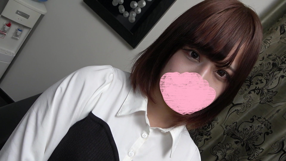 FC2 PPV 3452135 【１週間限定ワンコイン】エロい身体つきのアパレル店員の下半身はノーパンだった！ 仕事の愚痴を聞くお返しは初めてのハメ撮り。 FC2-PPV-3452135