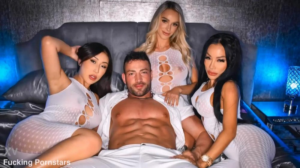 Fucking Pornstars - Emma Hix, CJ Miles, Nicole Doshi - Wild Pornstar 3 on 1 Foursome with Maximo Garcia