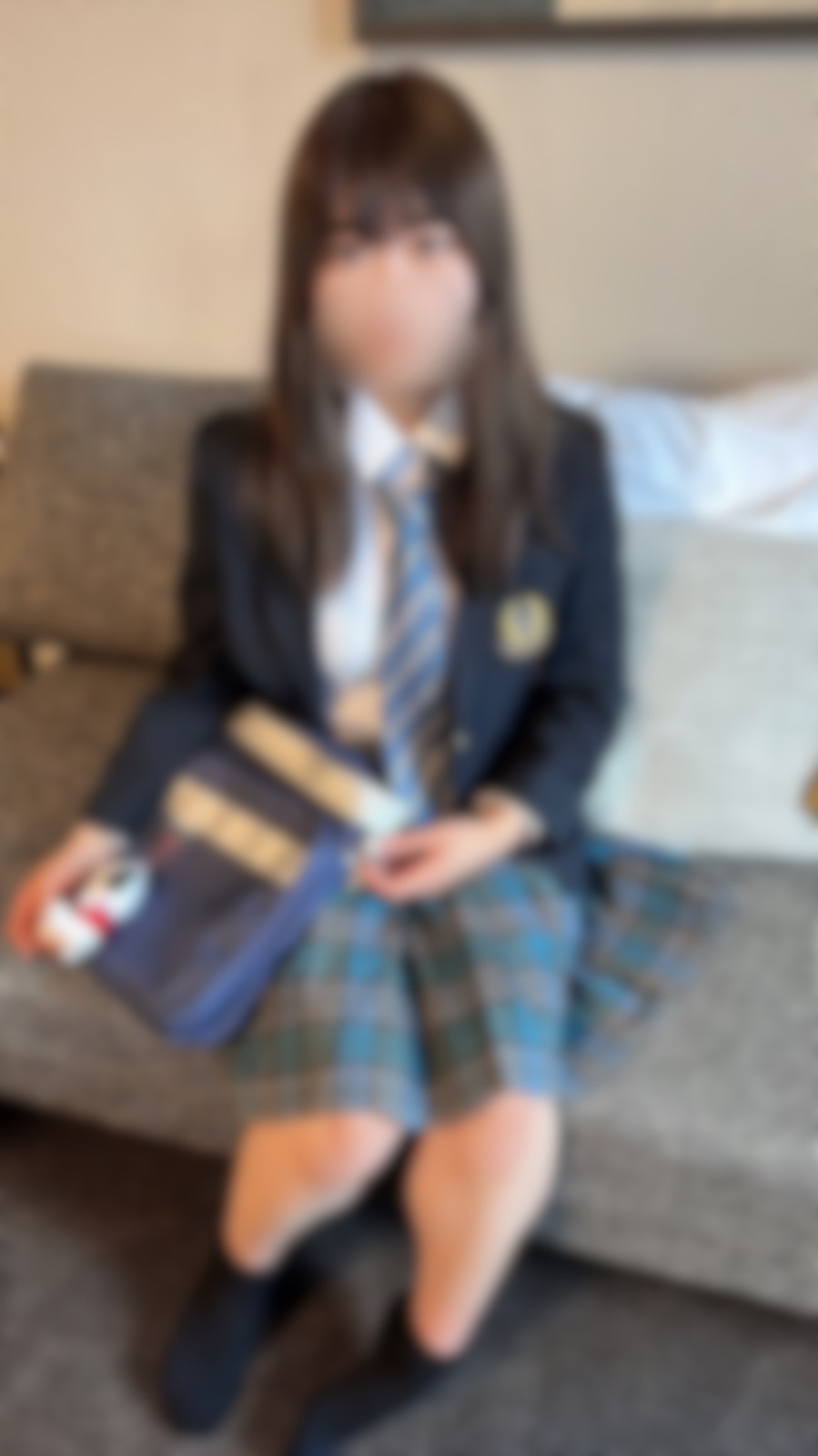 FC2 PPV 3573190 黒髪ロング清純派初めての極秘えっち、、この可愛い見た目から想像出来ないほどエッチです、、、 FC2-PPV-3573190