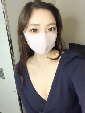 FC2 PPV 3139535 【期間限定数量販売】【復刻版】【無】【初撮り】美女ホステスれいかちゃん！美巨乳を沢山堪能してきました！ FC2-PPV-3139535