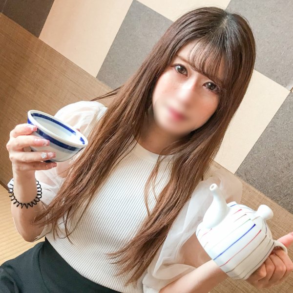 FC2 PPV 3624545 7/31迄【723pt】【4K特典付き】日帰り温泉に連れ出して壁の薄い休憩個室で生中出しSEXフラ〇デー報道されたあの美女♥某人気芸人と結婚秒読みと噂された24歳の年下彼女 FC2-PPV-3624545
