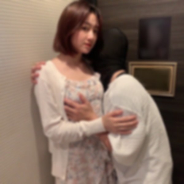 FC2 PPV 3635198 淫乱教員のあゆみちゃん。色白清楚なスレンダーボディを震わせ乱れる初ハメ撮り！お風呂とベッドで２連発発射！！ FC2-PPV-3635198