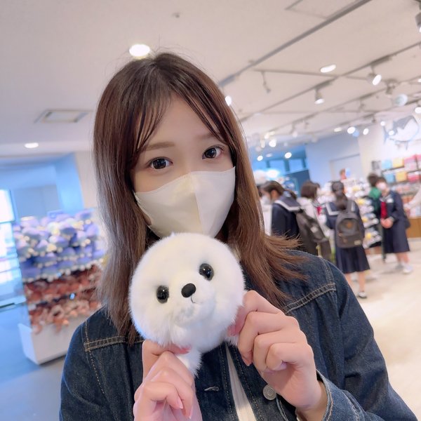 FC2 PPV 3650993 初撮影！！8/14まで限定1480pt！！引っ込み思案で恥ずがしがりやな現◯保育士だから・・・と思いきや車中で男根にしゃぶりつき僕の精子を飲み干しゴックン！！その後2回生中出し！！ FC2-PPV-3650993