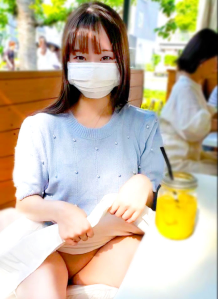 FC2 PPV 3671970 ※本日限定1680pt【初撮り・モ無】観覧車で挿入がバレて大惨事。初めてのハメ撮りに羞恥する女○大生を貪り二度も種付けし無断販売。 FC2-PPV-3671970