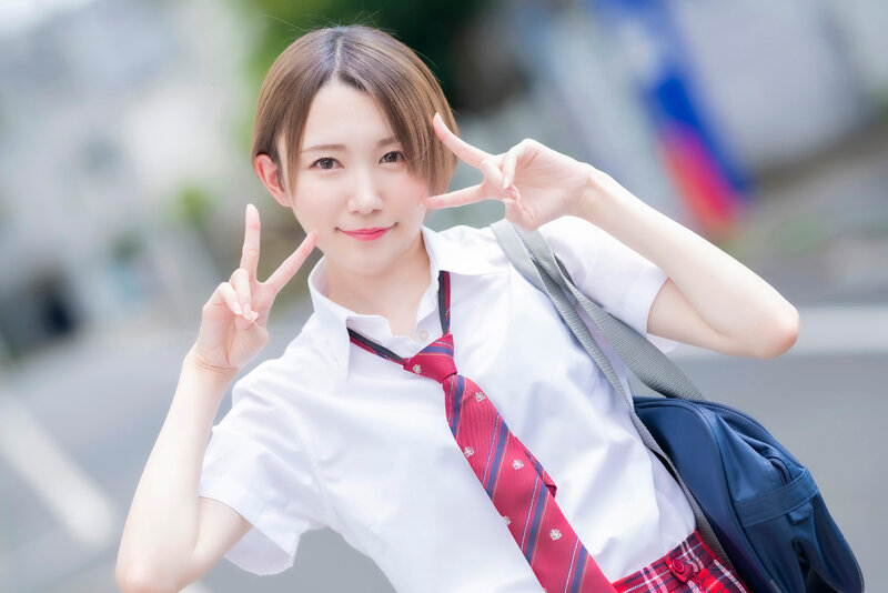 MNSE-039 【4K】制服女子と初体験 最高に羨ましい筆おろし 琴石ゆめる