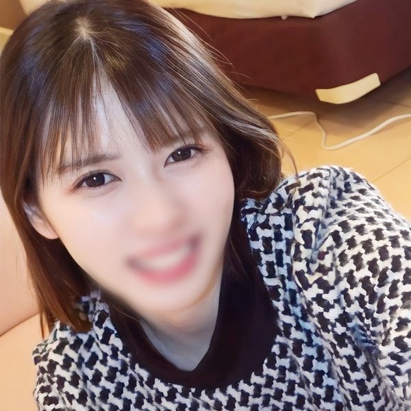 FC2 PPV 4245550 【無】初ごっくん！あの某高級外車ディーラーの美人受付嬢がものすごいドエロに変身！天然唾液ローションでおじさんめちゃくちゃにされちゃいました～笑ベッドで執拗に乳首を責められておじさん撃沈⤵※特典高画質 FC2-PPV-4245550