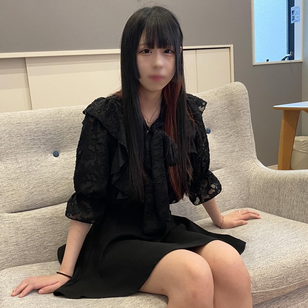 FC2 PPV 4235186 コンカフェ嬢ゆうりちゃんの寝取られSEX♡華奢な体でおじさんに精一杯のご奉仕☆ FC2-PPV-4235186