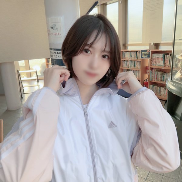 FC2 PPV 4245658 初撮影・顔出し！！明日まで限定！！僕の美容室で働く九州から上京してきた初心で押しに弱い新人美容師を店外に連れ出し野外猥褻！！上司という絶対的な立場を利用し2回連続生中出し！！ FC2-PPV-4245658