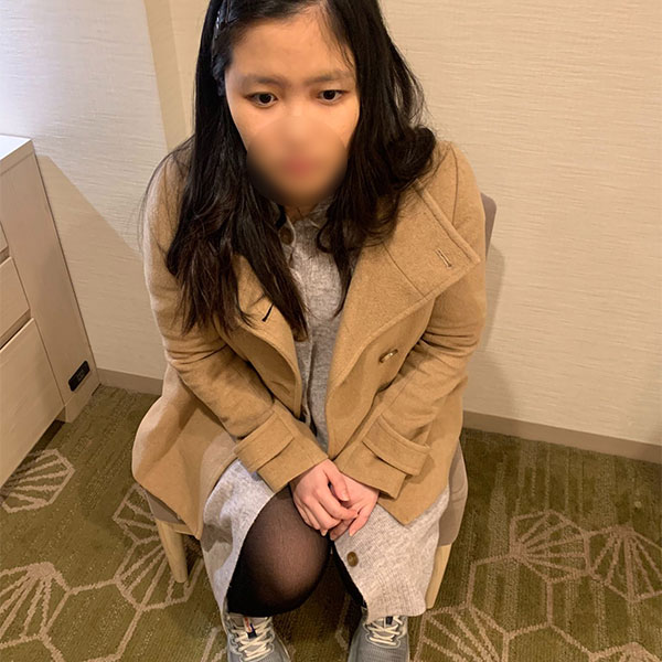 FC2 PPV 4282620 ※数量毎に値上げします※【ハメ撮り・背徳感】幸薄すぎる人妻が生意気にもゴムをつけてというので、しぶしぶ付けましたが・・・[前編] FC2-PPV-4282620