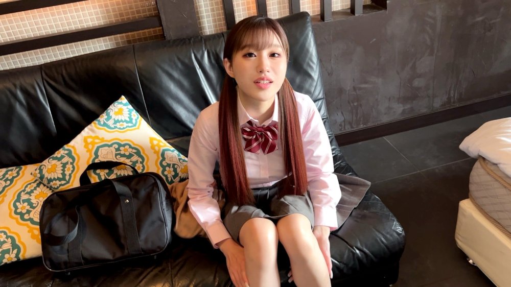 FC2-PPV-4201883 美竹铃 生意気そうな赤茶髪のギャルマ●コとの割り切り_中出しされても能天気な態度でお掃除フェラまでしてくれる優秀なビッチでした。