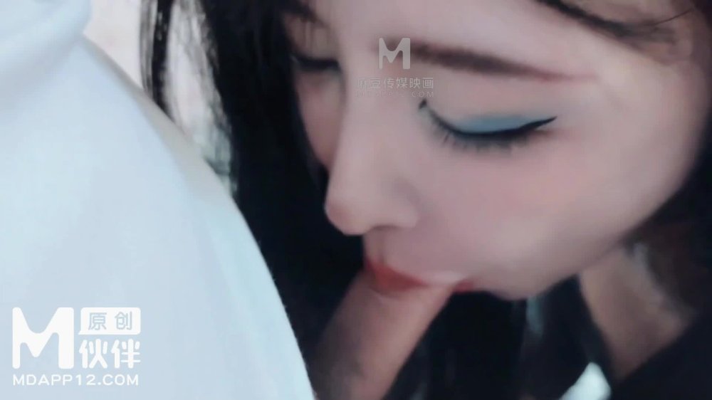 冠希GX-021公园艳遇AV女优