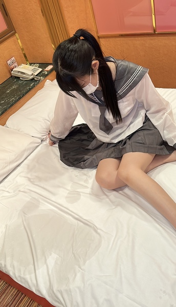 FC2 PPV 4451654 ※2980pt→980pt本数限定※シーツもマットレスもびっしょりこんなに感じたSEXは初経験！ FC2-PPV-4451654