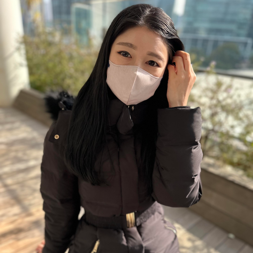 FC2 PPV 4480698 27日ま990pt!! ※初撮り!!! 清楚綺麗め有名ブランドのお嬢様店員とハメどり「身バレしなければ公開していいですよ...」冬撮影、今ようやく公開!!! FC2-PPV-4480698