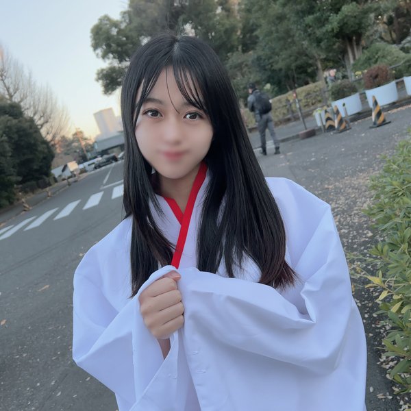 FC2 PPV 4494567 顔出し！3日間限定！学園では学級委員を務める真面目で可愛い女 ◯ ◯ 生をバイト先の巫女姿に・・・神に仕える身である女 ◯ ◯ 生の知られざるもう一つの顔は貪欲で感度抜群のド淫乱な女のこ！ FC2-PPV-4494567