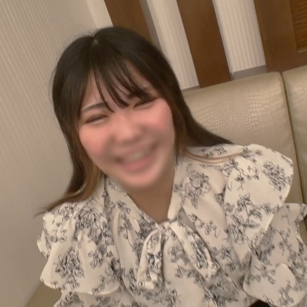 FC2 PPV 4583296 【半額セール】20歳JDイキまくり　巨根を見て「おっきい...」奥を始めて突かれ果てる、痙攣した膣に大量中出し!! FC2-PPV-4583296