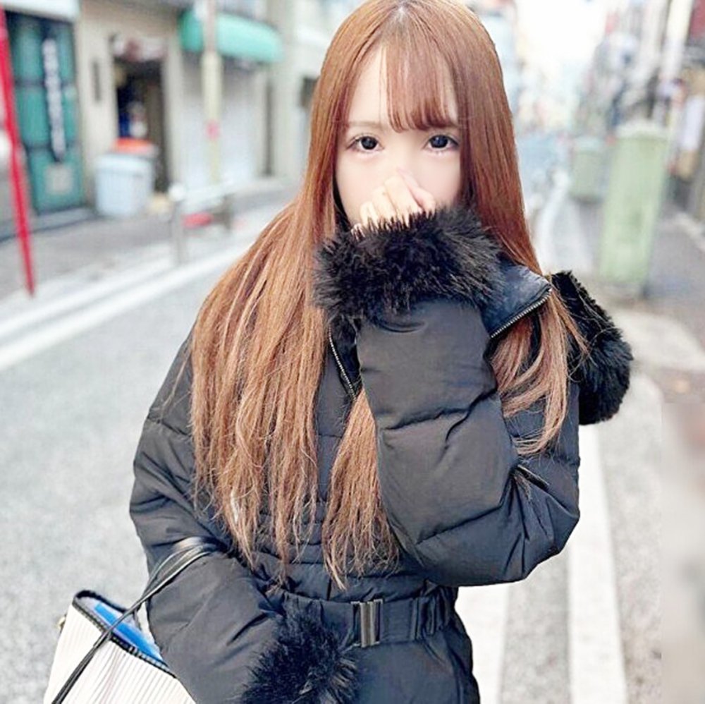 FC2 PPV 4633282 美容部員1年生のスレンダー美女に道端で声かけてそのままホテルイン♡スポーツで鍛えた腹筋をピクピクさせてオジさんチ●ポのガン突きに「アンアンッ♡」 FC2-PPV-4633282