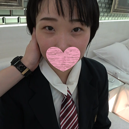 FC2 PPV 4621874 【無・個撮】限定割780pt・初々しい透明感のある地味子ちゃんに大人のHを教えます！/制服コス【特典で高画質】 FC2-PPV-4621874