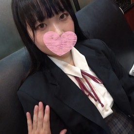 FC2 PPV 4621834 【無・個撮】先着割・300ptアイドル並みに可愛いミニマム童顔美女18歳に制服着せてハメ撮り！【特典で高画質】