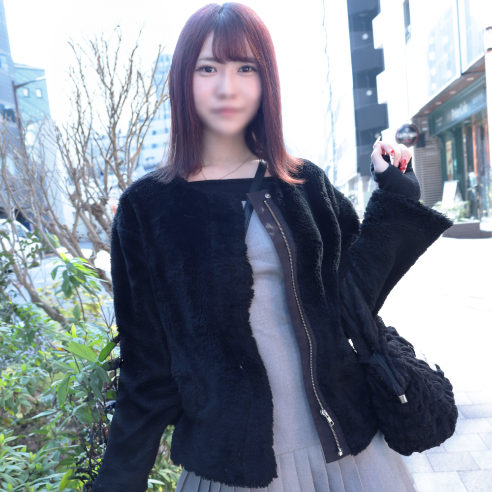 FC2 PPV 4655305 9日まで1190pt!!　初撮り※陰毛ありJD白肌美女　外人巨根で膣奥まで高速ピストンぶっ壊し「ダメ!!!」あヘ顔中出し FC2-PPV-4655305