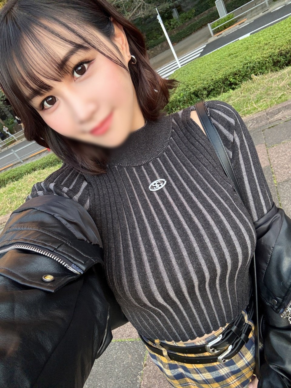 FC2 PPV 4676353 FC2-PPV-4676353 【二桁万円超え超高級デリ】芸能人御用達のSSS級超ドMデリ嬢登場!!ハードイラマ＆ハードピストンでGo To Hell!!【ギャップ萌え】