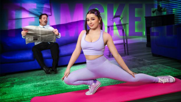 Teen Pies - Leana Lovings - My Favorite Athletes Leaky Hole