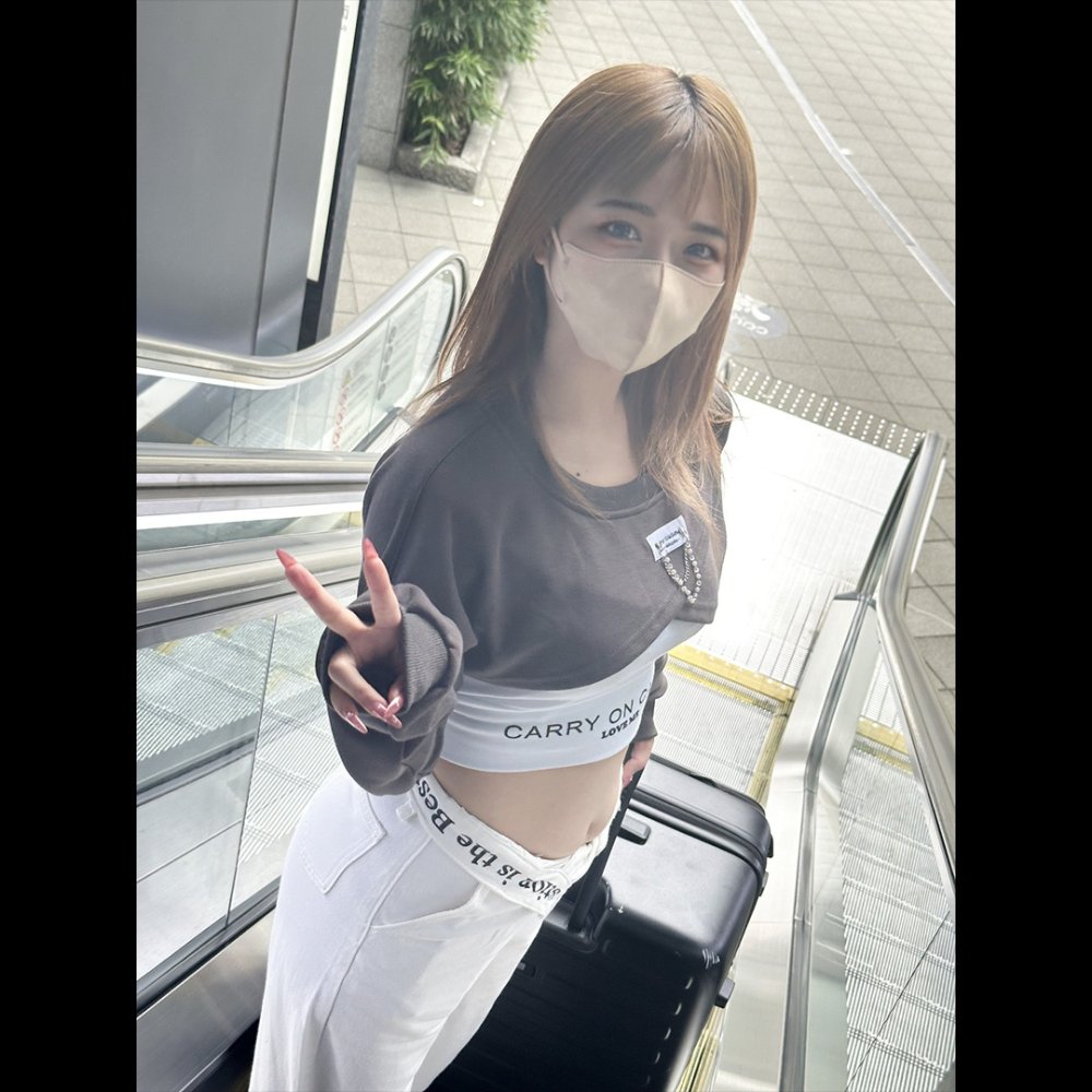 FC2 PPV 4693309 FC2-PPV-4693309 【有名雑誌モデル】『爆乳美女インフルエンサー』日給180万円の1発撮りガチ生中出し撮影。【計70分高画質特典】