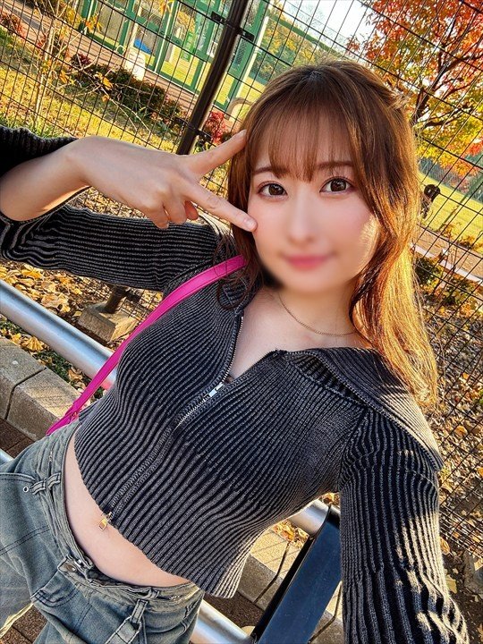 FC2 PPV 4708162 FC2-PPV-4708162 【マジキチおじさん再来】蒲田の*乱ビッチ　マジキチおじさんと飲みまくり吹きまくりGo to Heaven生中