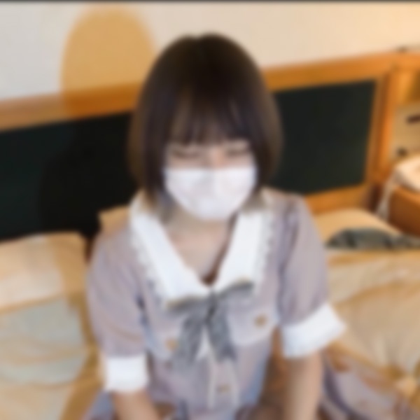 FC2 PPV 4722992 FC2-PPV-4722992 ※18日まで初回限定78％OFF※【素人個撮】【無修正】【3ｐ】クンニ/オモチャ責め/ナマ/連続中出し/ココロもカラダも華奢な１８歳が変態の餌食に！！