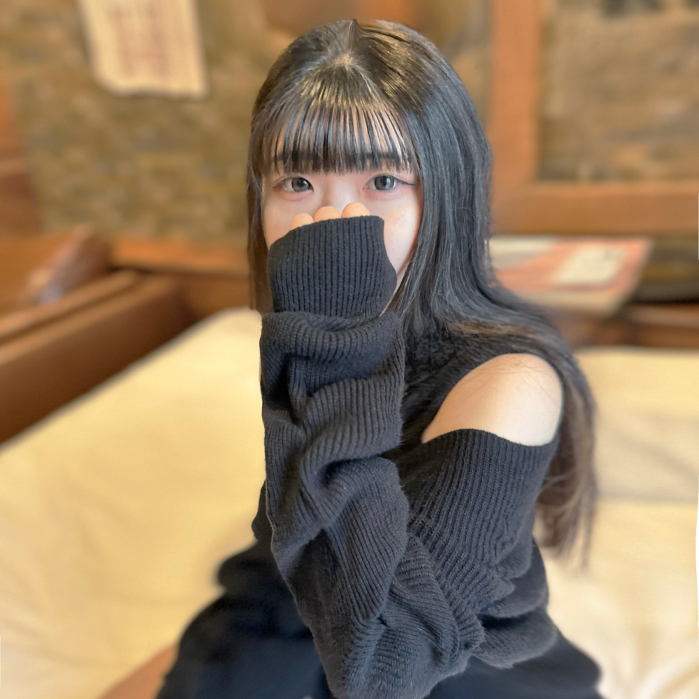 FC2 PPV 4739501 FC2-PPV-4739501 3日まで990pt【20歳白肌美乳専門生】マンぐり返し羞恥プレイ「恥ずかしいです...」敏感なオまんこに熱熱チンポぶっさし中出し