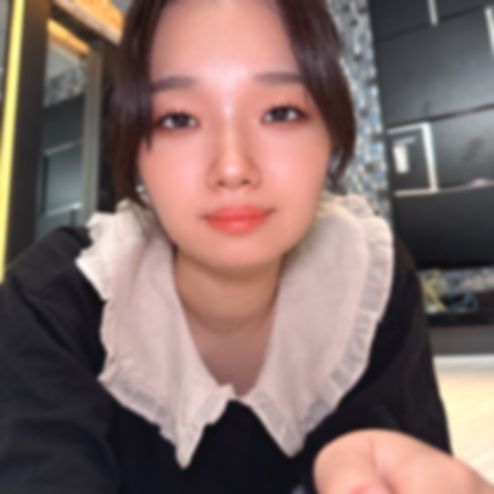 FC2 PPV 4740949 FC2-PPV-4740949 【15日で配信.停./止】未./〇./理剛毛デカクリ!ぱっくり開いた穴に妊.娠.確実な大量中.出し♡ウ./ブで経験.人数.少.なめ♪大./学/1_年 あすかちゃんは生ちんぽで何度もイキまくり♡