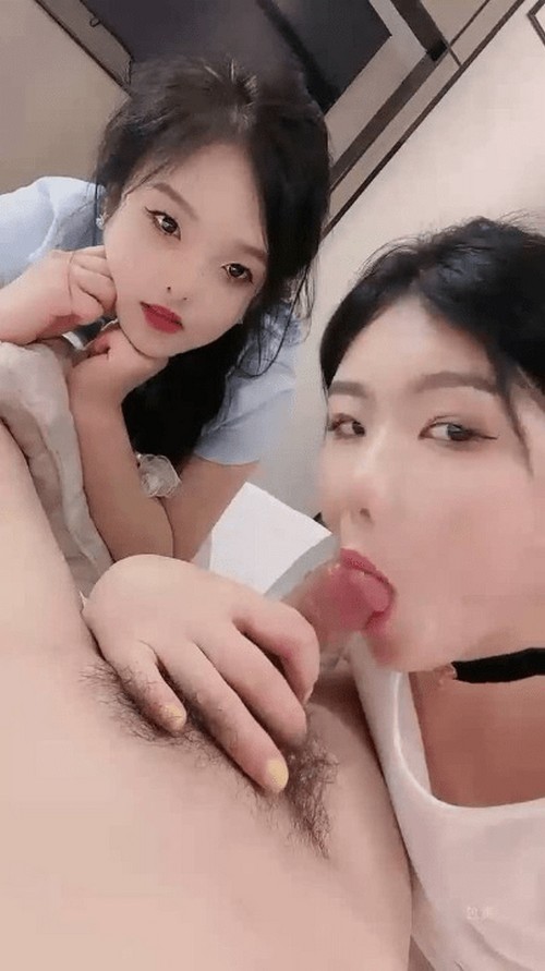 XB-695 網紅姐妹花酒店雙飛名場面一起翹屁股求操