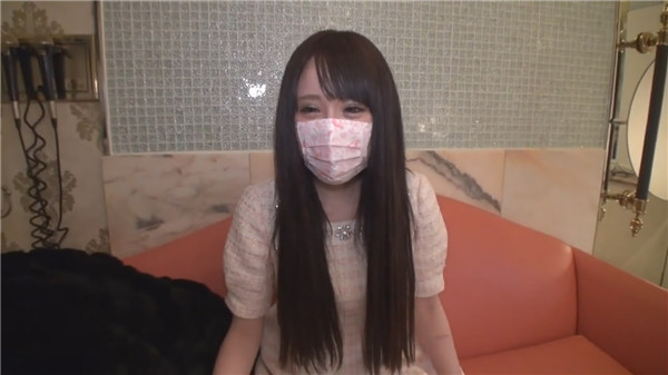 FC2 PPV 301964 初撮り◆！芸能界志望のめちゃかわ娘(20)正真正銘初撮り初生初中出し♪【個人撮影】