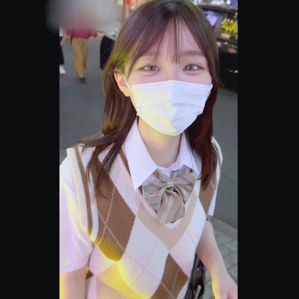 FC2PPV 4756319 【過去最高出資】”芸能スカウト殺到”の超美形ハーフ18歳に人生初のピル無し生中出し。制服姿で出演　90分超え4K高画質撮影希少映像。 [有]