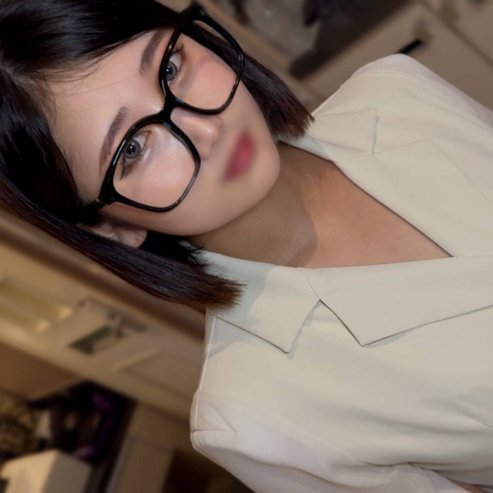 FC2 PPV 4770863 FC2-PPV-4770863 《10/3まで1980pt》【無】知的すぎる黒髪巨乳秘書！！突くたび波打つデカ神尻！！イキ乱れるおとなしめインテリFカップ美女に大量種付け！！ | FC2コンテンツマーケット