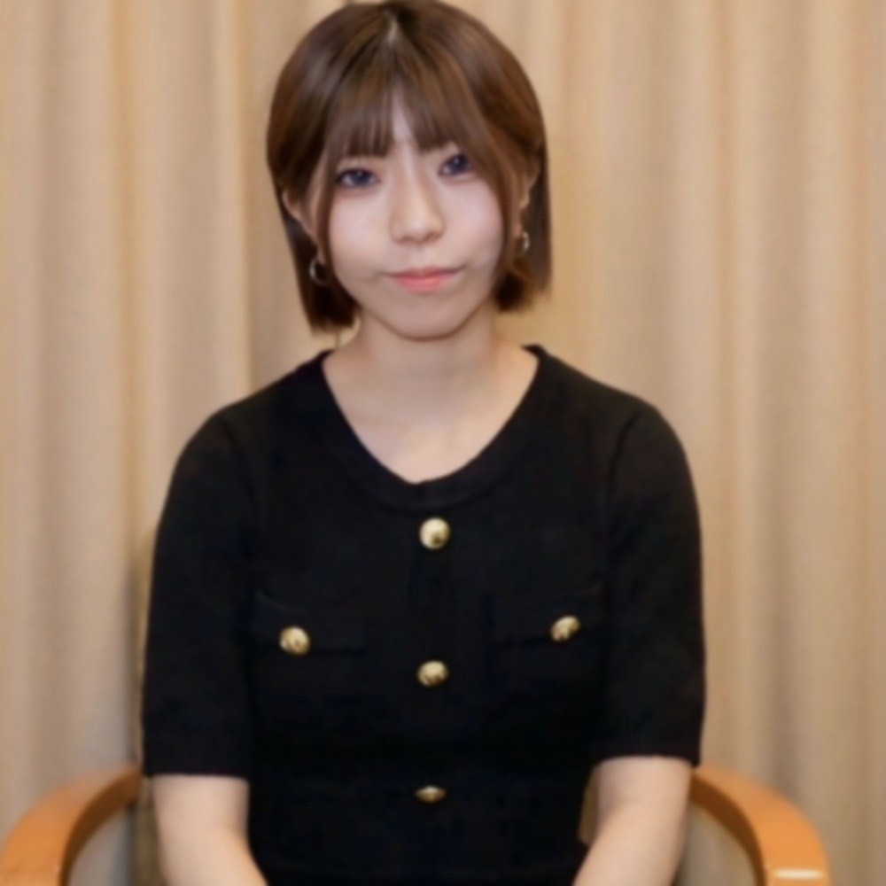 FC2 PPV 4770251 FC2-PPV-4770251 【無】身長150㎝でスレンダーな可愛い小柄女性⤴常に笑顔で楽しそうにチ〇コを握ってくる姿がとてもいい！クスコ内部観察　嬉しそうにゴックンと中だし※特典高画質 | FC2コンテンツマーケット