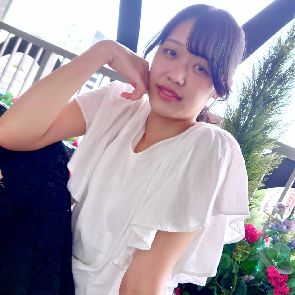 FC2 PPV 4788732 FC2-PPV-4788732 フェチ撮影界の巨匠がセクシー衣装に身を包んだフットサルで鍛えた色白長身スレンダー美ボディに溜まった精液を搾り取られてしまう。 | FC2コンテンツマーケット